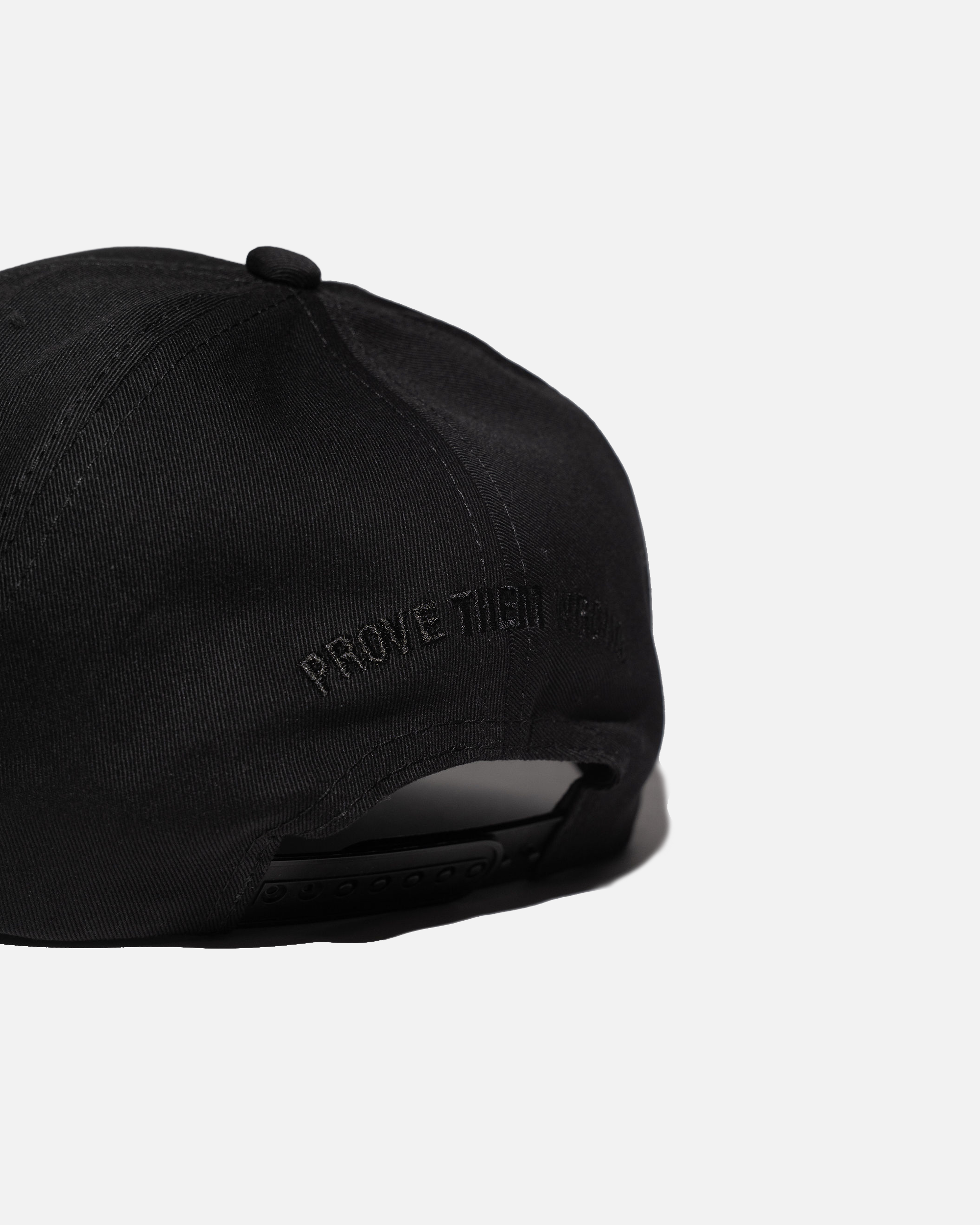ESSENTIALS CAP