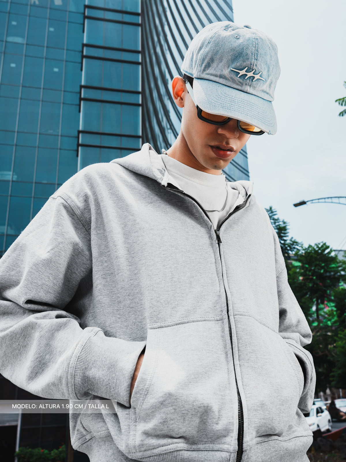 BASIC GREY HOODIE
